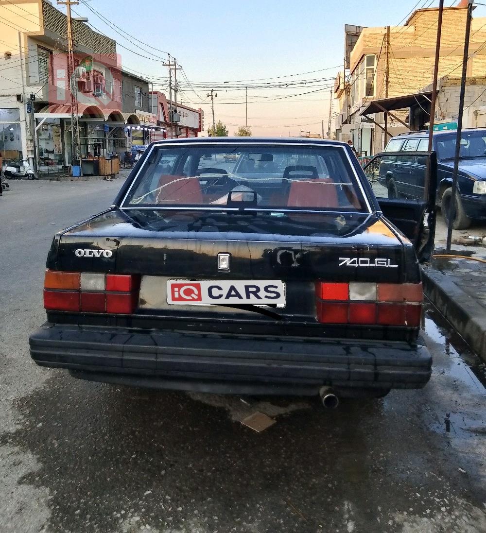 فولفو 740